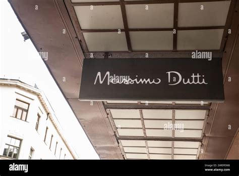 massimo dutti riga